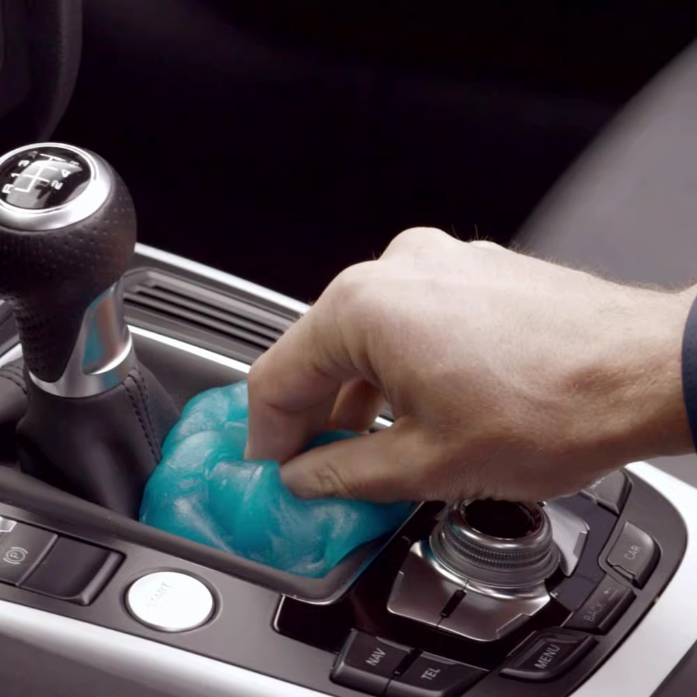 Cleaning gel for car interiors - Dirt Brush Interior review and price